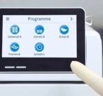 Panel sterowania autoklawu Melag Vacuclave 123 z programami sterylizacji klasy B